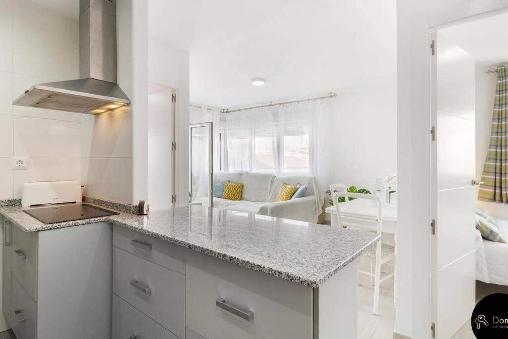 Nice Apartment View With Balcony In فوينخيرولا المظهر الخارجي الصورة
